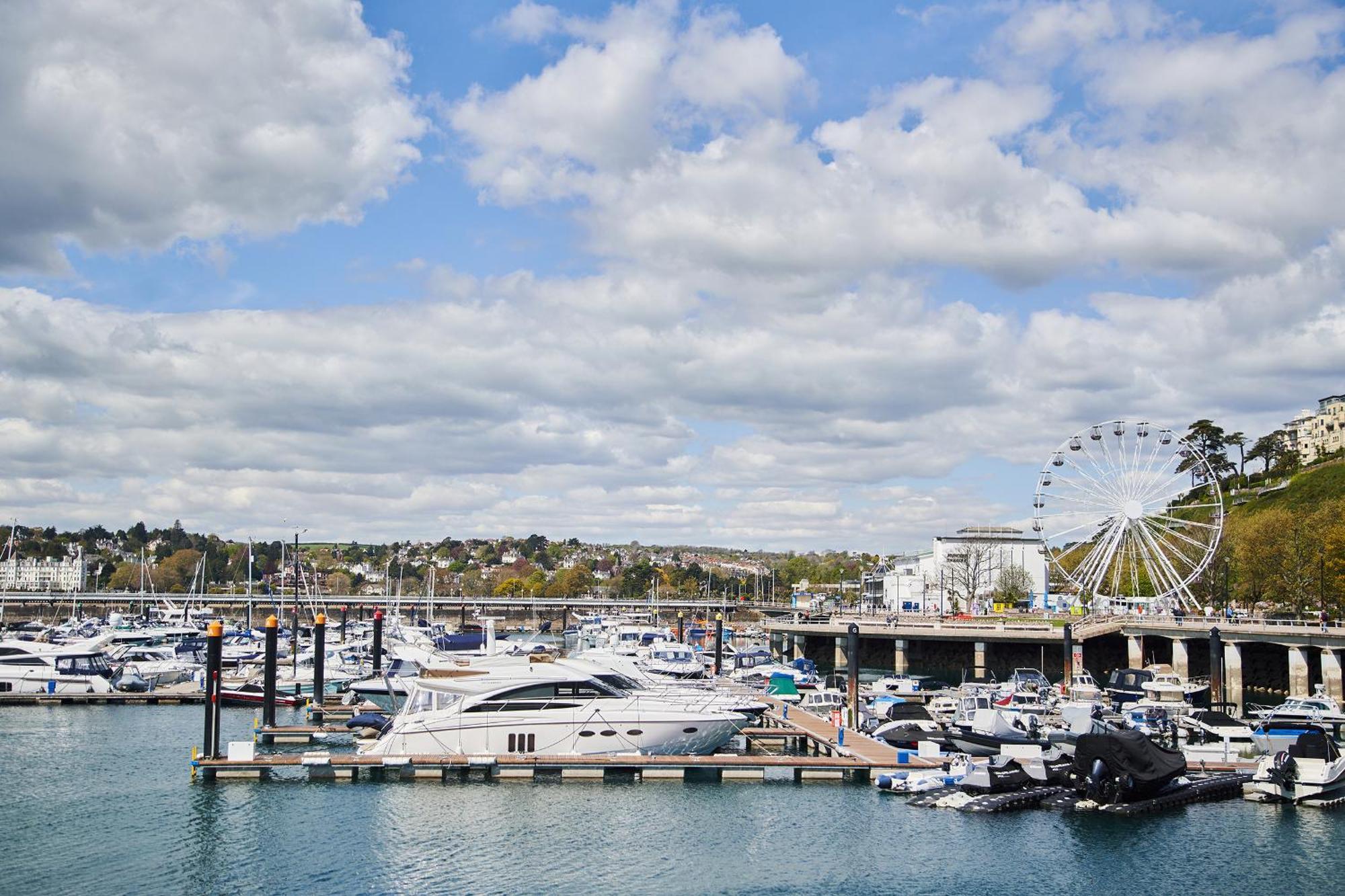 Sovereign House - Close To Harbour With Parking Torquay Exterior photo