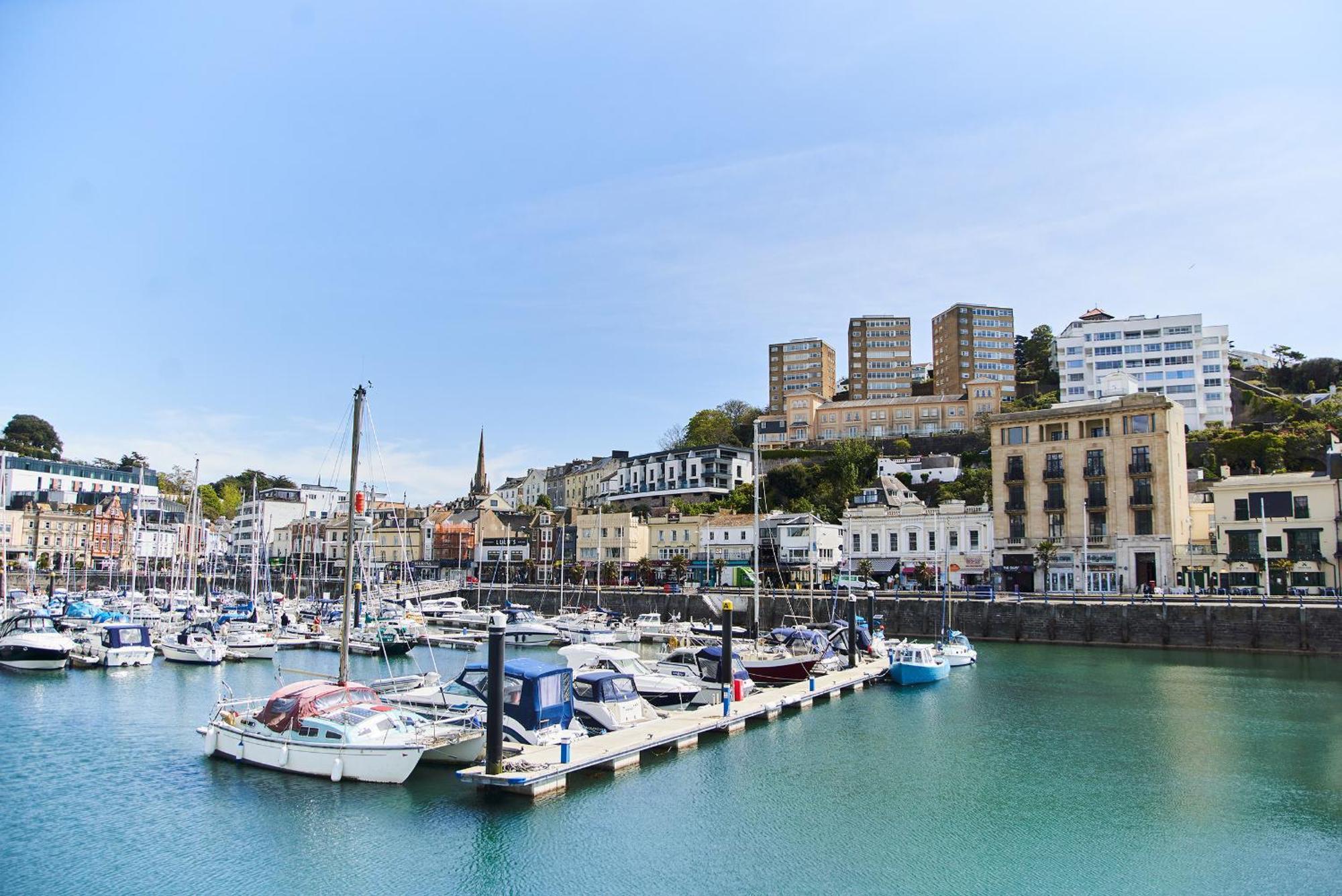 Sovereign House - Close To Harbour With Parking Torquay Exterior photo